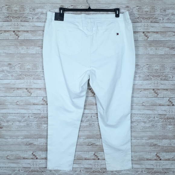 Tommy Hilfiger Jeans 24W Skinny Tummy Control 800 - Picture 3 of 6